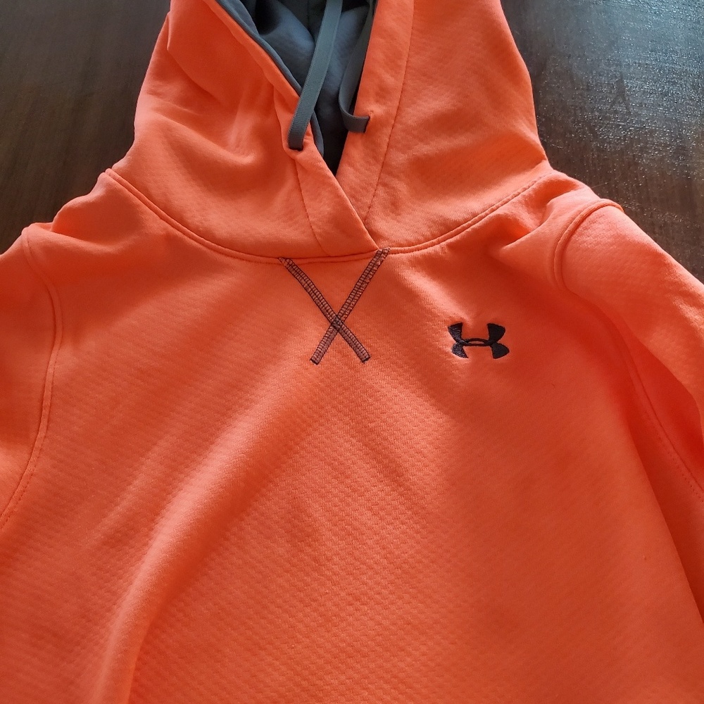Ladies Under Armour Sweatshirt